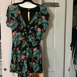 Flamingo and palm leaf romper. Brand: as u wish. Size: large